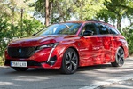 Peugeot 308 Gama 308 SW  SW GT Pack Hybrid Turismo familiar Elixir Red Exterior Frontal-Lateral 5 puertas