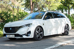 Peugeot 308 Gama 308 SW  SW GT Pack Hybrid Turismo familiar Blanco Nacarado Exterior Frontal-Lateral 5 puertas