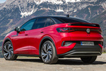 Volkswagen ID.5 GTX 220 kW (299 CV) 77 kWh GTX Todo terreno Rojo Intenso Metalizado Negro Exterior Lateral-Posterior 5 puertas