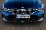 BMW Serie 3 330e Touring Gama Serie 3 Touring Turismo familiar Tanzanite Blue Metalizado Exterior Frontal 4 puertas