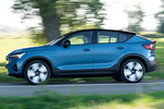 Volvo C40 Recharge Twin Ultimate Ultimate Todo terreno Fjord Blue Metallic Exterior Lateral 5 puertas