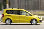Mercedes-Benz Clase T T180d Gama Clase T Veh&iacute;culo comercial Amarillo Limonite Metalizado Exterior Lateral