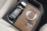BMW iX M60 M60 con Cuero Oyster Todo terreno Interior Consola Central 5 puertas