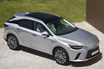 Lexus RX 450h+ Gama RX Todo terreno Sonic Silver Exterior Cenital-Lateral-Frontal 5 puertas