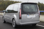 Hyundai Staria 2.2 CRDi 130 kW (177 CV) 4x4 AT 7 plazas Premium 7 plazas Monovolumen Shimmering Silver Metallic Exterior Lateral-Posterior 5 puertas