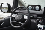 Hyundai Staria 2.2 CRDi 130 kW (177 CV) 4x4 AT 7 plazas Premium con tapicer&iacute;a negra 7 plazas Monovolumen Interior Salpicadero 5 puertas