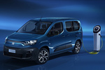 Fiat Doblo Gama E-Dobl&ograve; Gama E-Dobl&ograve; Veh&iacute;culo comercial Exterior Toma de recarga 5 puertas