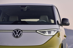 Volkswagen ID. Buzz Batalla Corta 150 kW (204 CV) 77 kWh 5 asientos Pro Veh&iacute;culo comercial Amarillo lima | Blanco Candy Exterior Faro 5 puertas
