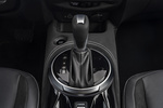 Nissan Juke 1.6 Hybrid 105 kW (145 CV) N-Design Hybrid Todo terreno Interior Palanca de Cambios 5 puertas