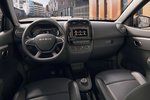 Dacia Spring Electric 45 (33 kW) Nuevo logo Todo terreno Gris Rayo Interior Salpicadero 5 puertas