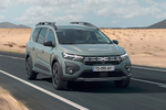 Dacia Jogger Gama Jogger Nuevo Logo Turismo familiar Exterior Frontal-Lateral 5 puertas