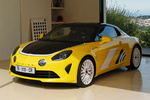 Alpine A110 A110 Tour de Corse 75 A110 Tour de Corse 75 Coup&eacute; Exterior Frontal-Lateral 2 puertas