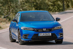 Honda Civic e:HEV Sport Turismo Azul Cristal Premium Exterior Lateral-Frontal 5 puertas