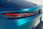 Peugeot 408 Plug-In Hybrid e-EAT8 GT Plug-In Hybrid Turismo Bleu Obsession Exterior Pilotos 5 puertas