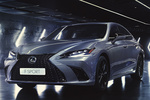 Lexus ES Gama ES 300h 2023 Gama ES 300h 2023 Turismo Exterior Frontal-Lateral 4 puertas