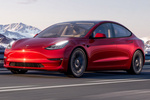 Tesla Model 3 Model 3 (modelo 2021) AWD Bater&iacute;a de gran autonom&iacute;a Model 3 (modelo 2021) Bater&iacute;a de gran autonom&iacute;a Turismo Rojo Multicapas Exterior Frontal-Lateral 4 puertas
