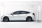 Tesla Model 3 Model 3 (modelo 2021) AWD Bater&iacute;a de gran autonom&iacute;a Model 3 (modelo 2021) Bater&iacute;a de gran autonom&iacute;a Turismo Blanco perla multicapas Exterior Toma de recarga 4 puertas