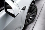 Tesla Model 3 Model 3 (modelo 2021) AWD Bater&iacute;a de gran autonom&iacute;a Model 3 (modelo 2021) Bater&iacute;a de gran autonom&iacute;a Turismo Blanco perla multicapas Exterior Detalle 4 puertas