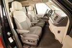 Volkswagen T7 Multivan Corto 1.4 eHybrid 160 kW (218 CV) DSG 6 vel. Style Multivan Corto eHybrid Veh&iacute;culo comercial Interior Asientos 5 puertas