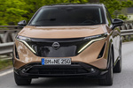 Nissan Ariya 87 kWh 4x2 Evolve Todo terreno Akatsuki Copper con Techo Ninja Black Exterior Frontal 5 puertas