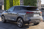 Nissan Qashqai e-POWER 140 kW (190 CV) Tekna+ e-POWER Todo terreno Bitono Katana Grey con Techo Midnight Black Exterior Lateral-Posterior 5 puertas