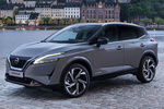 Nissan Qashqai e-POWER 140 kW (190 CV) Tekna+ e-POWER Todo terreno Bitono Katana Grey con Techo Midnight Black Exterior Frontal-Lateral 5 puertas