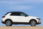 Volkswagen T-Roc 1.0 TSI 81 kW (110 CV) Life Todo terreno Blanco Puro | Techo Negro Exterior Lateral 5 puertas