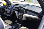 MINI MINI 3p Cooper SE Convertible 3p Cooper SE Convertible Descapotable Interior Salpicadero 3 puertas