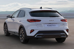 KIA XCeed 1.6 PHEV 104 kW (141 CV) DCT eTech PHEV Todo terreno Deluxe White Exterior Posterior-Lateral 5 puertas
