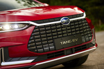 BYD Tang Gama Tang Flagship Todo terreno Emperor Red Exterior Detalle 5 puertas