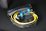 Mercedes-Benz Clase C C 300 e Berlina AMG Line PHEV Turismo Interior Cable de carga 5 puertas