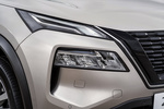 Nissan X-Trail 1.5 e-Power 157 kW (213 CV) e-4orce 7 plazas Tekna+ 7 plazas Todo terreno Champagne Silver Exterior Faro 5 puertas