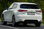 Mazda CX-60 Gama CX-60 PHEV Takumi PHEV Todo terreno Rodium White Exterior Lateral-Posterior 5 puertas