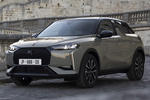 DS 3 PureTech 130 Aut. Performance Line Todo terreno Lacquered Grey Exterior Frontal-Lateral 5 puertas
