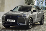 DS 3 PureTech 130 Aut. Performance Line Todo terreno Lacquered Grey Exterior Frontal-Lateral 5 puertas