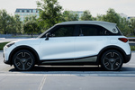 smart #1 Launch Edition Launch Edition Todo terreno Digital White con Techo Platinum Gold Exterior Lateral 5 puertas