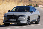 DS 4 E-TENSE 225 E-TENSE La Premi&egrave;re Turismo Lacquered Grey con Techo Negro Exterior Lateral-Frontal 5 puertas