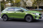 KIA XCeed 1.5 T-GDi MHEV 117 kW (160 CV) DCT GT - Line Pack Premium Todo terreno Celadon Spirit Green Exterior Lateral-Frontal 5 puertas