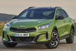 KIA XCeed 1.5 T-GDi MHEV 117 kW (160 CV) DCT GT - Line Pack Premium Todo terreno Celadon Spirit Green Exterior Frontal-Lateral 5 puertas