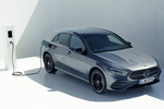 Mercedes-Benz Clase A A 250e AMG Line con Paquete Night 250e Turismo Gris monta&ntilde;a metalizado Exterior Toma de recarga 5 puertas