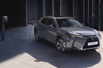 Lexus UX 300e Executive e Todo terreno Iridio Sonic Exterior Toma de recarga 5 puertas