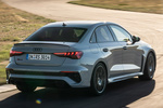 Audi A3 RS3 Sed&aacute;n 299 kW (407 CV) RS3 Sed&aacute;n performance edition Turismo Gris Arrow Exterior Posterior-Lateral 4 puertas
