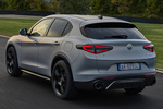 Alfa Romeo Stelvio Competizione Competizione Todo terreno Gris Matte Exterior Lateral-Posterior 5 puertas