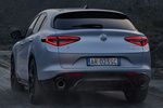 Alfa Romeo Stelvio Competizione Competizione Todo terreno Gris Matte Exterior Lateral-Posterior 5 puertas