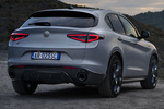 Alfa Romeo Stelvio Competizione Competizione Todo terreno Gris Matte Exterior Posterior-Lateral 5 puertas