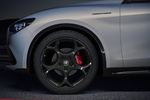 Alfa Romeo Stelvio Competizione Competizione Todo terreno Gris Matte Exterior Llanta 5 puertas