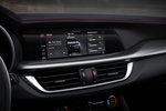 Alfa Romeo Stelvio Competizione Competizione Todo terreno Interior Pantalla del sistema multimedia 5 puertas