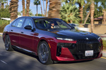 BMW Serie 7 760i xDrive M Sport 760i Turismo Aventurin Red Metallic Two-Tone Exterior Lateral-Frontal 4 puertas