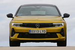 Opel Astra PHEV 1.6 Turbo 132 kW (180 CV) AT8 Ultimate PHEV Turismo Kult Yellow Exterior Frontal 5 puertas