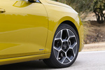 Opel Astra PHEV 1.6 Turbo 132 kW (180 CV) AT8 Ultimate PHEV Turismo Kult Yellow Exterior Llanta 5 puertas